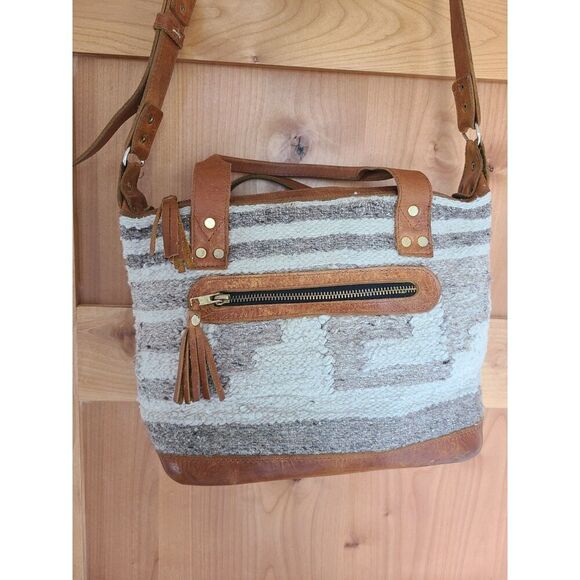 Woven + Hyde Southwestern Leather Cowgirl Western Festival Purse Handbag Fringe - Picture 10 of 10